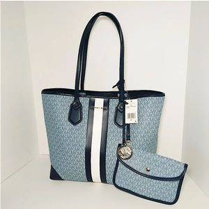 NWT MICHAEL KORS EVA LARGE Center Stripe TOTE + POUCH In PALE BLUE NAVY Multi